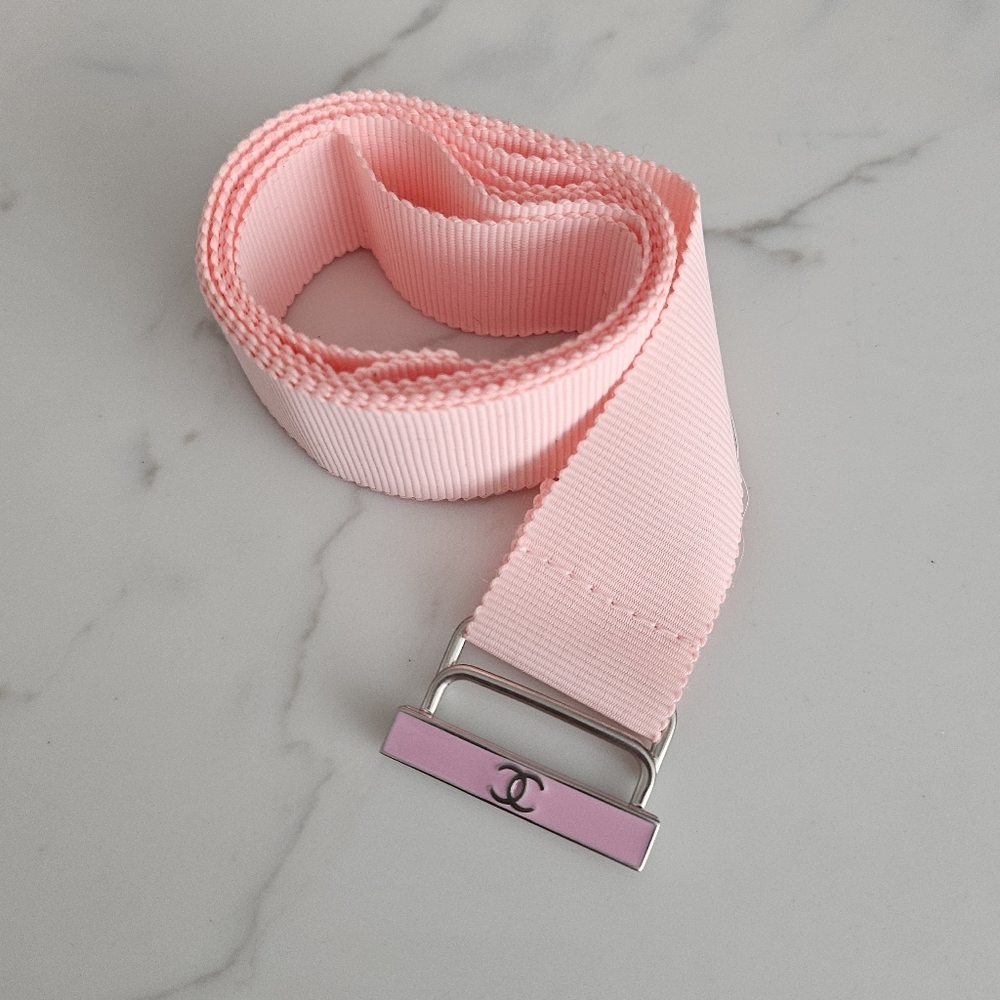 Chanel CC Logo Pink Grosgrain Enamel Belt